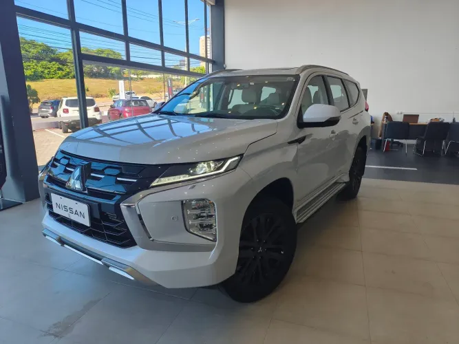 Mitsubishi Pajero Sport Legend 2.4 4X4 Diesel Aut. 2025