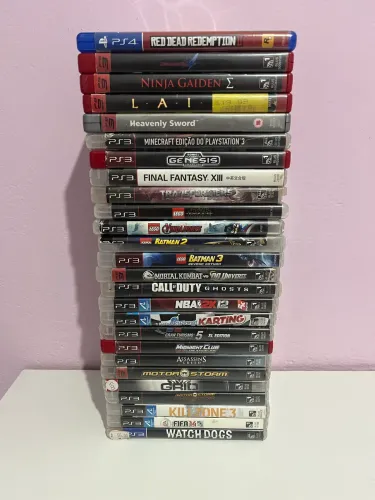 Lote com 26 jogos ps3 sendo 1 ps4