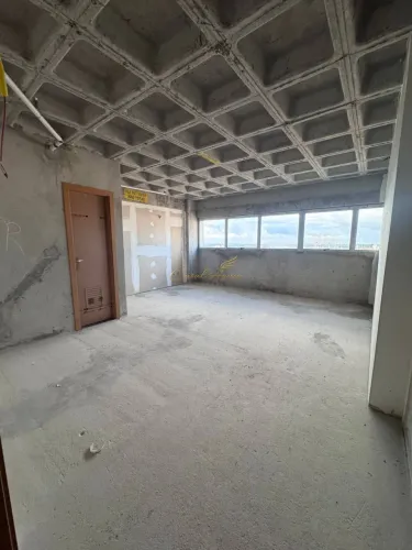 VENDO SALA COMERCIAL NO ED. ATHENAS FUTURE 30,36M²