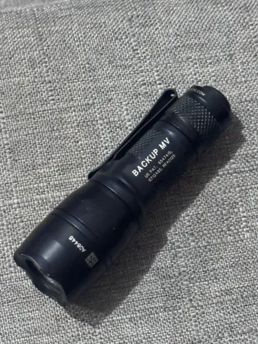 Lanterna Surefire backup
