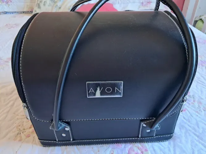 Maleta para Maquiagem AVON