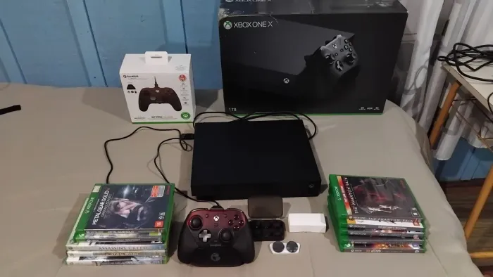 Xbox one X + Gamersir G7 pro + 13 jogos