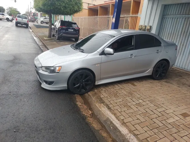 Mitsubishi Lancer 2.0 16V 160cv Aut. 2014