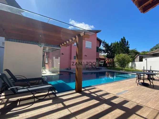 Casa para venda e locação anual em Riviera de São Lourenço.