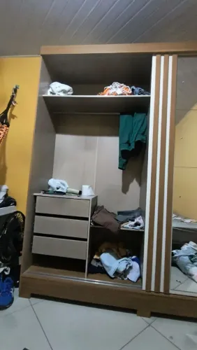 Guarda roupa de casal