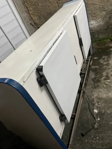 Freezer balcão