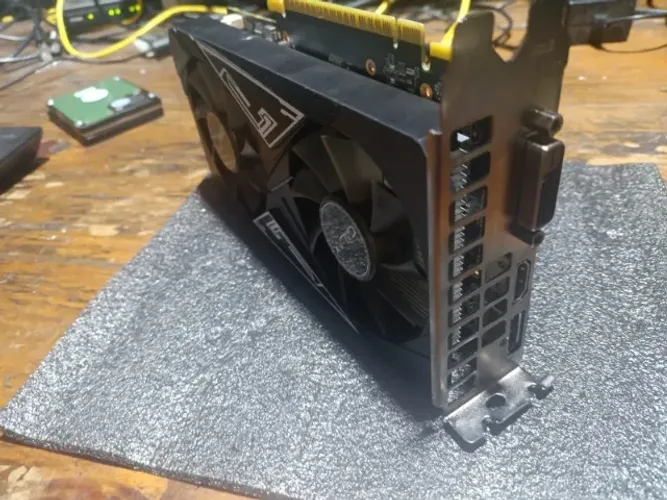 Placa de Video GTX 1650 EX PLUS 4GB GDDR6 128BIT