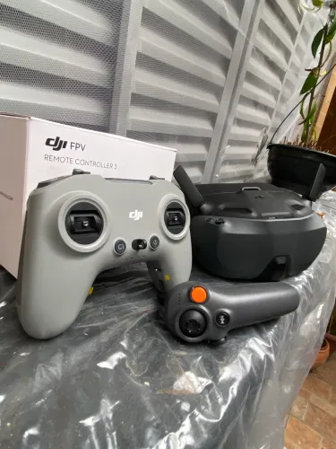 KIT DJI AVATA 2 COMPLETO + BRINDES | CONTROLE 3 + ÓCULOS + MOTION