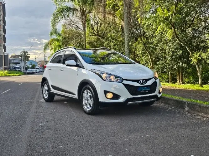 Hyundai HB20X Style 1.6 Flex 16V Aut. 2014