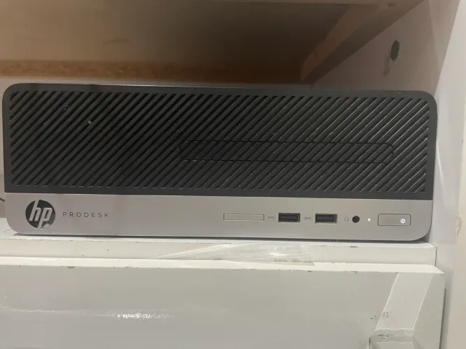 Computador Intel i3 8ª Geração em Ótimo Estado