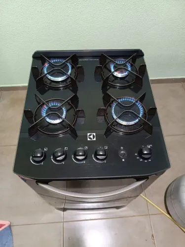Fogão Eletrolux 4 bocas