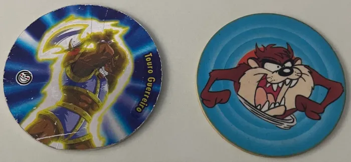 02 Tazos Vintage Elma Chips - Taz (Looney Tunes) e Touro Guerreiro (Duelo)