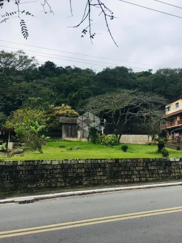 Terreno/ Área a venda em Jurerê - Florianópolis
