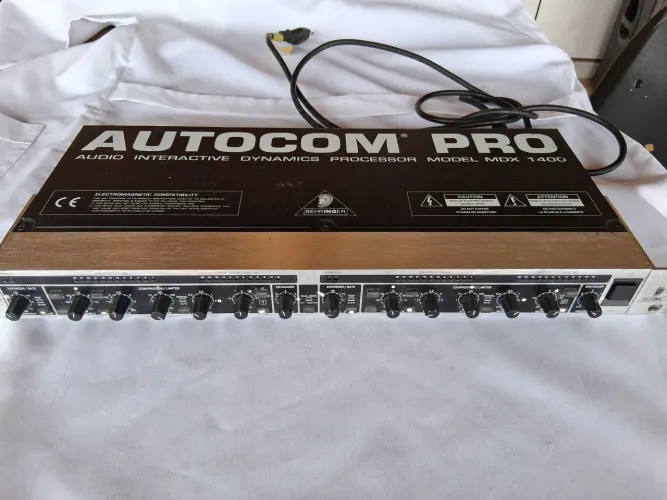 Compressor behringer funcionando, envio para todo o Brasil