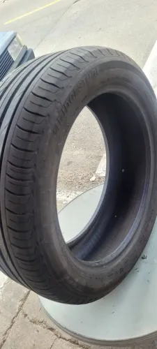 Pneu aro 18.