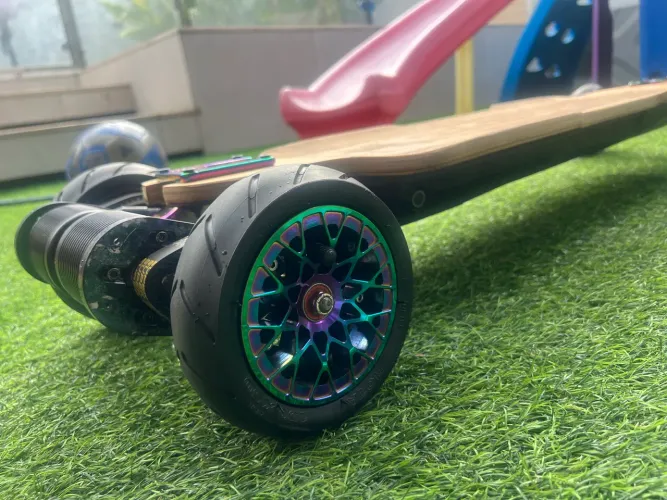Skate elétrico auto desempenho