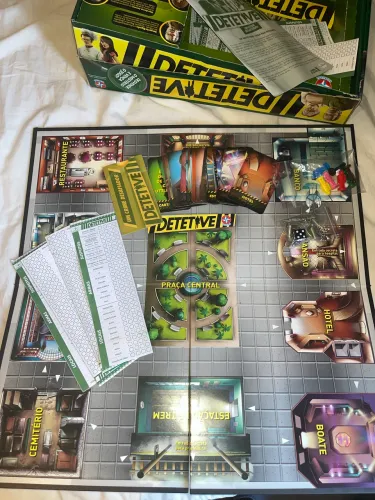 Jogo de Tabuleiro DETETIVE - Completo | Estrela