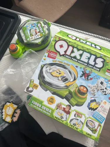 Qixels - brinquedo de pixel arte