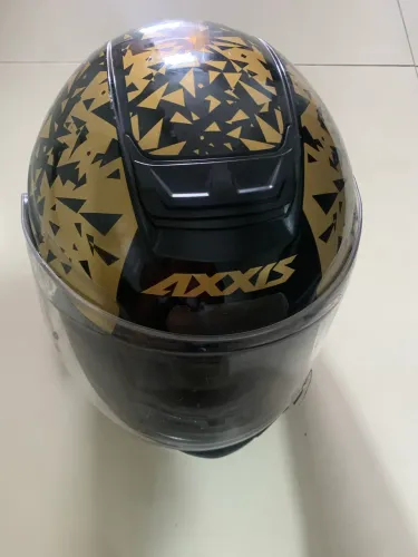 Capacete número 56