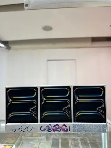 iPad PRO M5 256GB 13 Polegadas WIFI + CEL + Apple Pencil - Entrega Grátis - Novo Lacrado 