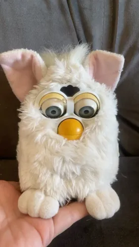 Furby Yelow Snow 