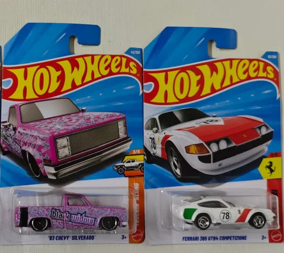 Dupla Hot Wheels - Silverado e Ferrari 