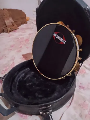 Pandeiro Contemporânea.