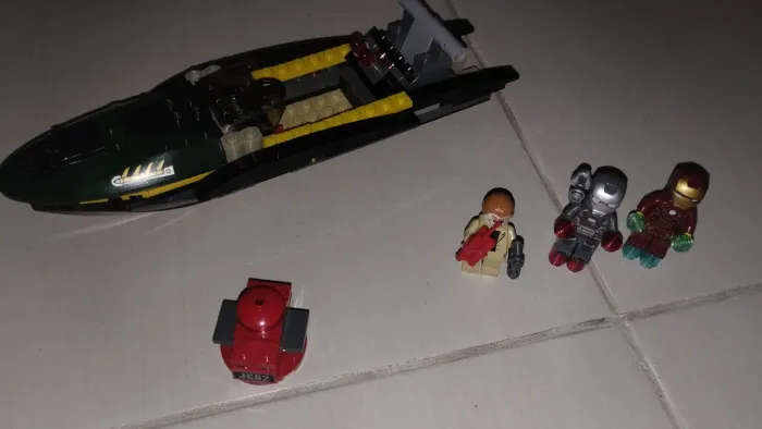 Lego Marvel Super Heroes Iron Man 3 Extremis Sea Port Battle Set
