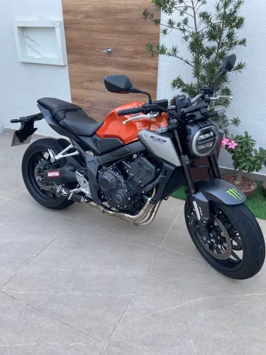 CB650R