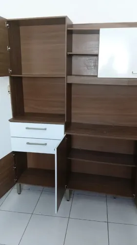 ARMÁRIO DE COZINHA GRANDE e COMPACTO