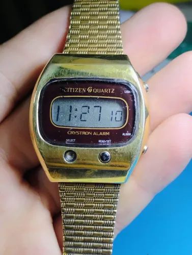 CITIZEN QUARTZ CRYSTRON RARIDADE 