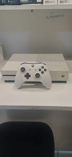 Vendo xbox one s branco 356gb+controle original