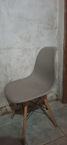 Cadeira James Einffel cinza
