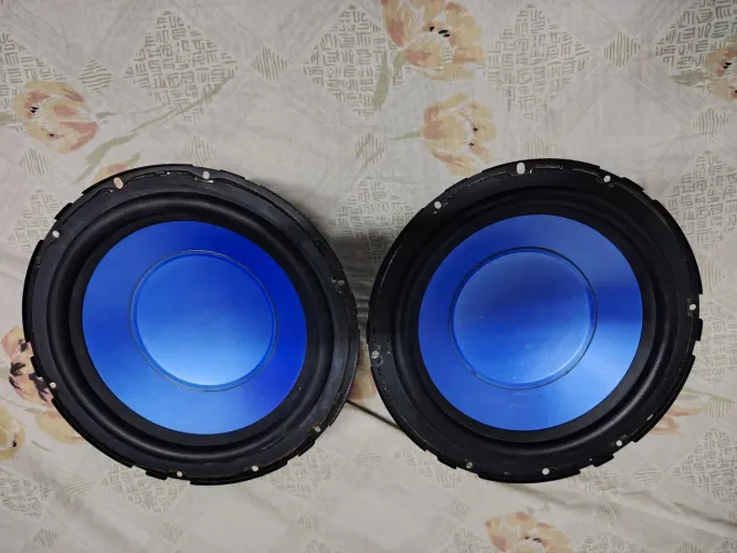 Par de subwoofer