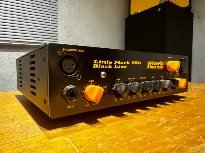 Cabeçote Markbass Little Mark 250 - Black Line (p/ trocas outro valor)