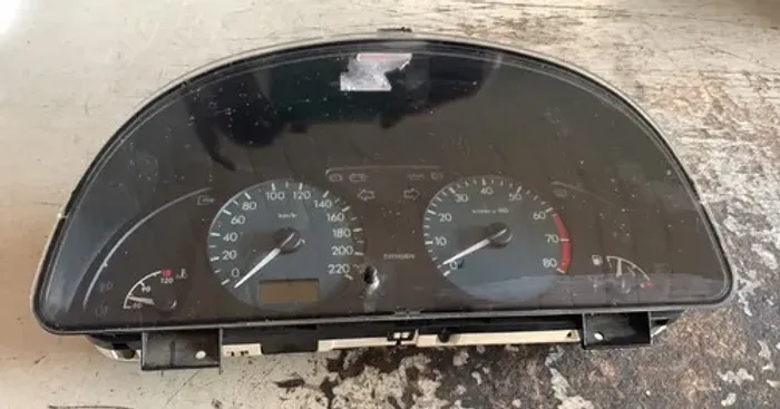 Painel Instrumentos Citroen Xsara 1997 - 2000 /  21615885-9