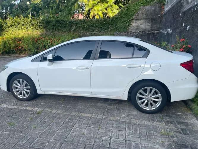 Honda Civic Sedan LXS 1.8/1.8 Flex 16V Aut. 4P 2014