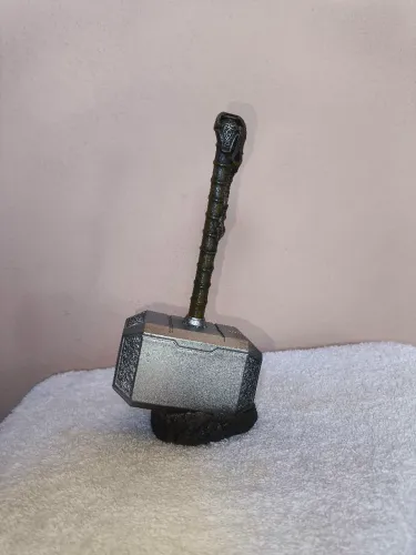 Martelo do Thor em Resina