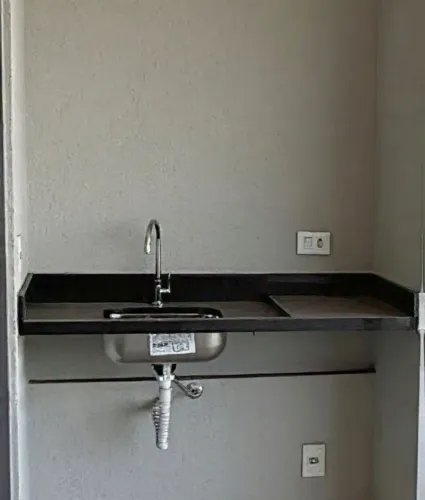 Pia granito + cuba + torneira