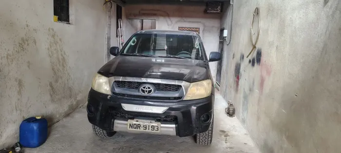 Toyota Hilux CD D4-d 4X4 2.5 16V 102cv TB Dies. 2010