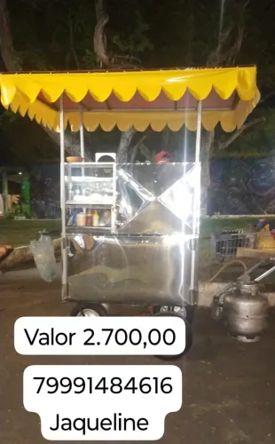 Carrinho de salgados e lanches