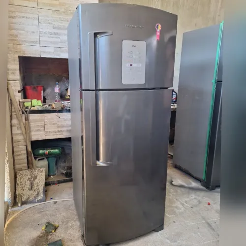 Geladeira Brastemp cinza 409L-3 meses de garantia