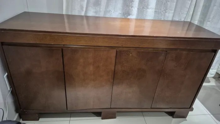 Balcão 4 portas