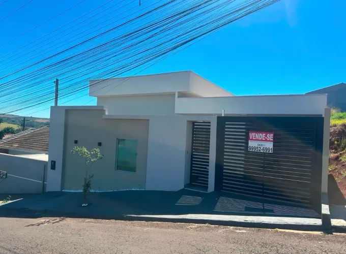 ? Casa à Venda - Jardim Interlagos