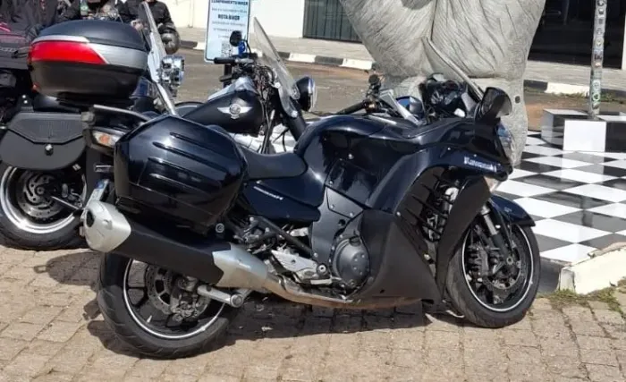 Excelente moto Kawasaki Concour14, para viagens ano 2012, Preta