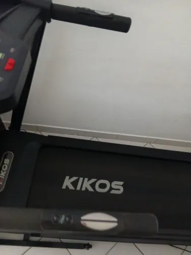 Esteira Kykos modelo max k3 pouco uso