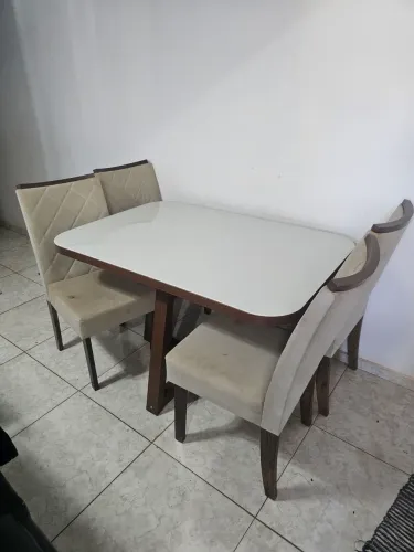 Mesa de jantar 4 lugares Atlântida