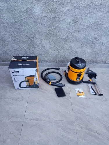 Vendo máquina profissional de lavar tapetes e sofás  1600W de potência 