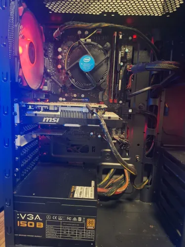 PC Gamer Intel I5 7500 24gb GTX-1650