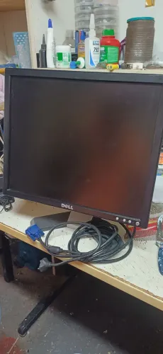 Monitor dell E178FPc
